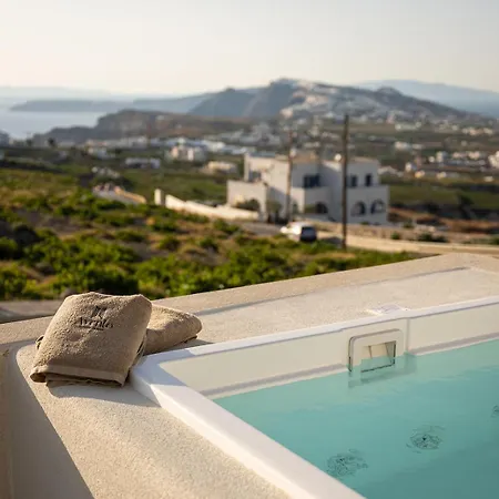 Avento Luxury Aparthotel Santorini Island