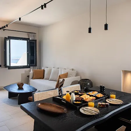 Aparthotel Avento Luxury Santorini Island