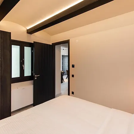 Avento Luxury