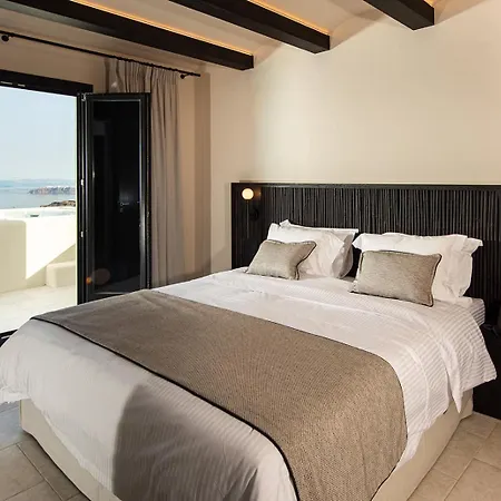 Avento Luxury 3* Santorini Island