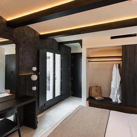 Aparthotel Avento Luxury 3*